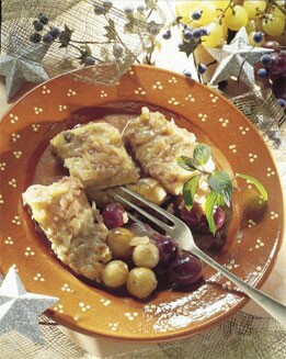 BACALAO ENCEBOLLADO CON UVAS