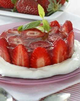 FRESAS CON GELATINA DE AZAHAR