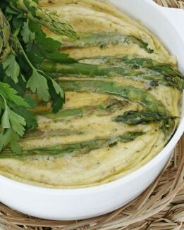 FLAN DE ESPÁRRAGOS VERDES AL PESTO