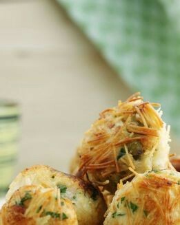 BUÑUELOS DE PASTA RELLENOS
