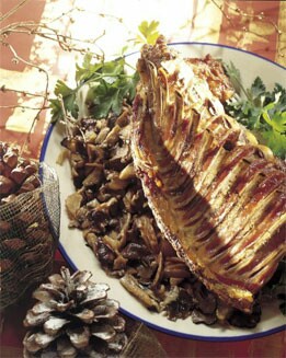 ESPALDA DE CORDERO CON TRUFAS Y SETAS