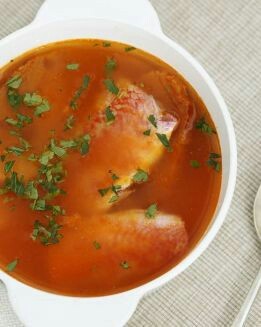SOPA DE SALMONETES