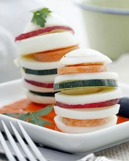 HUEVOS RELLENOS