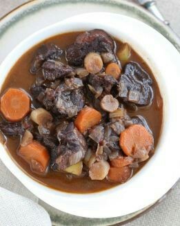 ESTOFADO DE CARNE DE NAVARRA