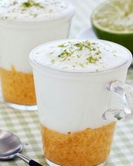 YOGUR CASERO CON CREMA DE LIMA