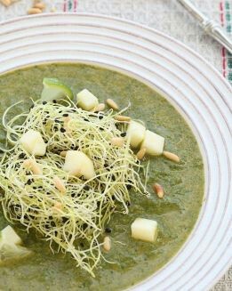 CREMA DE BERROS BROTES DE AJO Y MANZANA