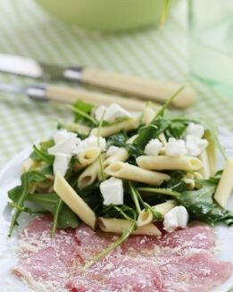CARPACCIO DE TERNERA CON PASTA