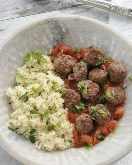KEFTA AL HORNO CON CUSCUS