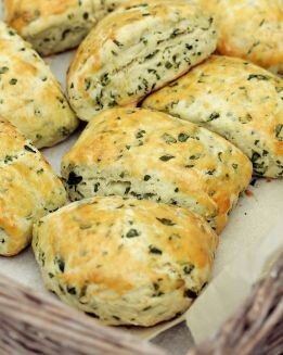 SCONES VERDES