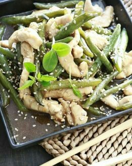 POLLO CON JUDÍAS VERDES