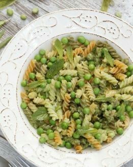 PASTA CON GUISANTES