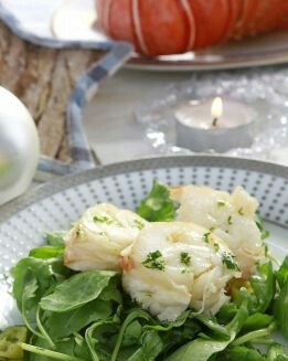 ENSALADA DE LANGOSTA CON RÚCOLA Y VINAGRETA DE PIPARRA