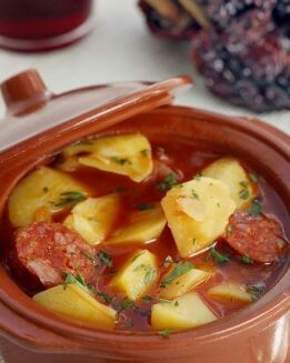PATATAS GUISADAS CON CHORIZO