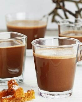 CHOCOLATE  ESPECIADO CON PICATOSTES