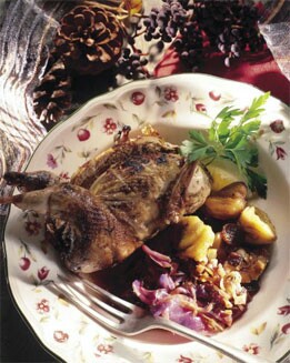 PERDIZ CON LOMBARDA Y CASTAÑAS