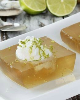 GELATINA DE CAVA CON ESPUMA DE LIMA