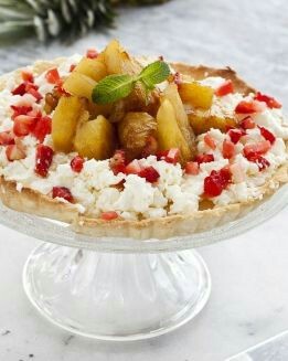 TARTALETA DE RICOTTA, PIÑA Y FRESA