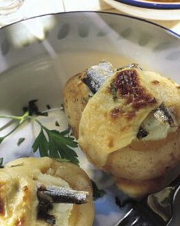 PATATAS CON SARDINILLAS