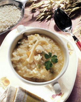 SOPA AROMÁTICA DE ARROZ Y CALAMARES