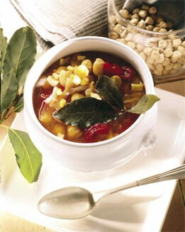POTAJE DE GARBANZOS CON BACALAO