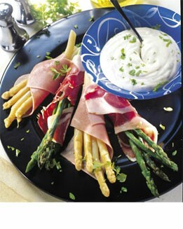 ROLLITOS DE ESPÁRRAGOS BLANCOS Y VERDES
