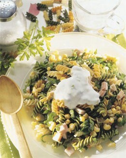ENSALADA DE FUSILLI CON JAMÓN DULCE