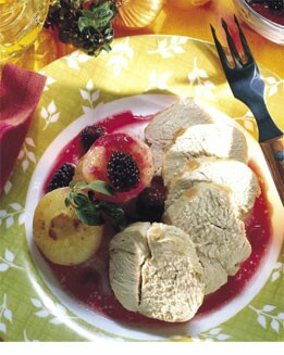 LONCHAS DE PAVO CON SALSA DE GROSELLAS