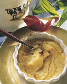 FLORES DE MANZANA CON CREMA AL GRATÉN